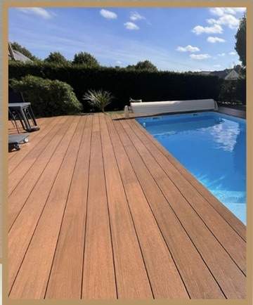 Terrasse et piscine